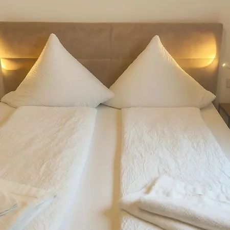Sonnenduene Juist  Ferienwohnung Mit Balkon & Duenenblick *